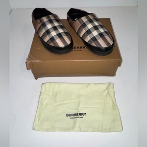 NEW NWT Burberry Northhaven Check Quilted Slippers Men’s Size 43 US Size 10